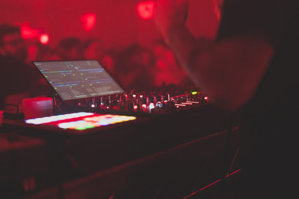 6AM 15 Yr Anniversary: FROM OUR MINDS – TBA TOUR 2023: Richie Hawtin, Lindsey Herbert, Barbosa, Jia.
